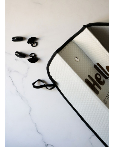 آفتابگیر ماشین هلو کیتی