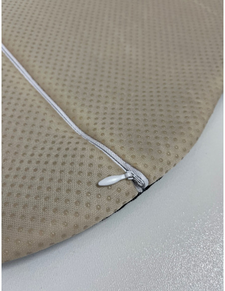 نشیمن و پشتی صندلی ماشین هلو کیتی