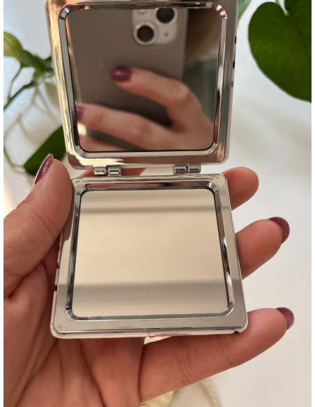 آینه جیبی هلو کیتی