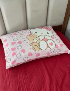 رو بالشتی هلو کیتی