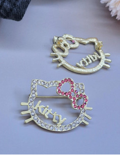 سنجاق سینه هلو کیتی