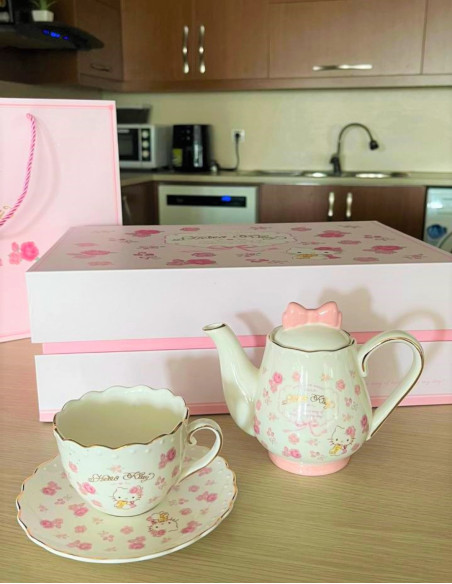 ست قوری و فنجون هلو کیتی