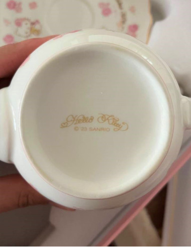 ست قوری و فنجون هلو کیتی