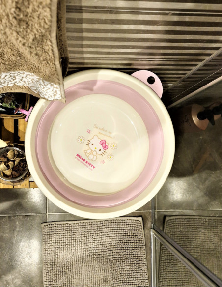 لگن تاشو هلو کیتی