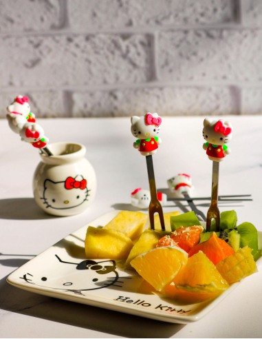 چنگال مزه خوری هلو کیتی