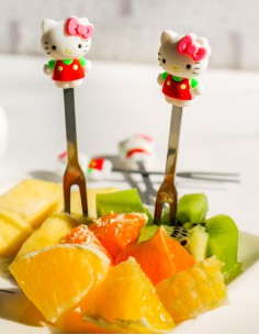 چنگال مزه خوری هلو کیتی