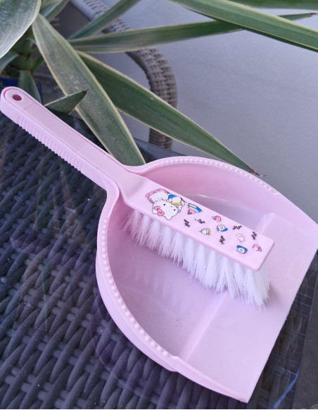 جارو خاک انداز صورتی هلو کیتی