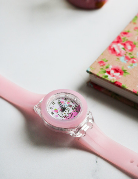 ساعت مچی چراغدار هلو کیتی