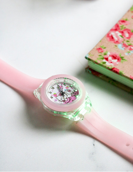 ساعت مچی چراغدار هلو کیتی