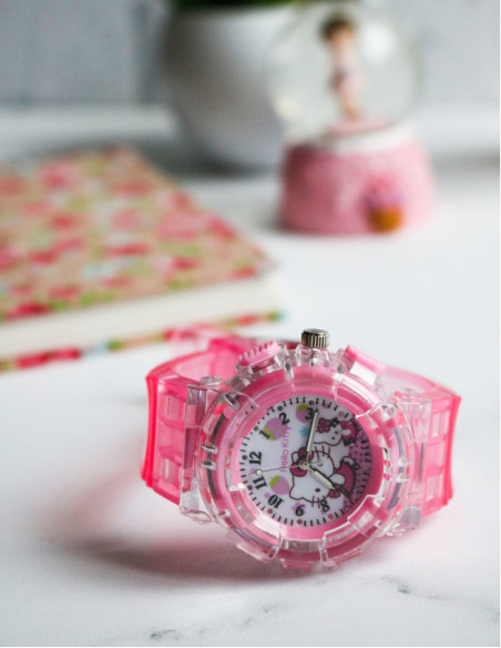 ساعت مچی دخترانه فانتزی هلو کیتی چراغدار