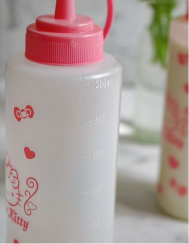 بطری سس خوری فانتزی هلو کیتی