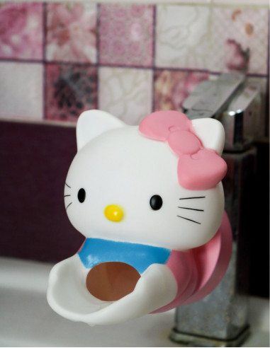 سرشیر روشویی هلو کیتی