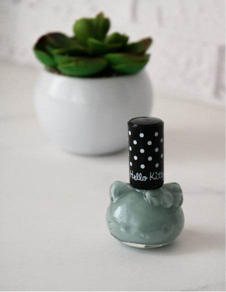 لاک ناخن هلو کیتی