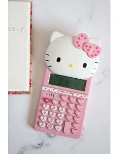 ماشین حساب صورتی با دکمه های قلبی