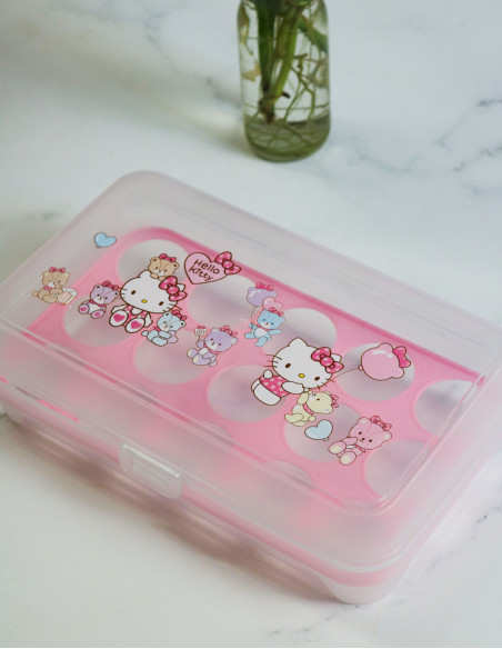 جاتخم مرغ هلو کیتی